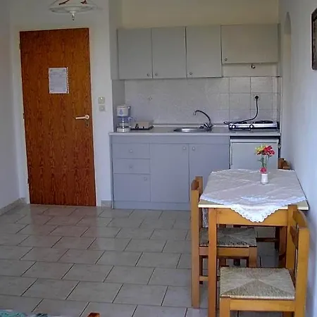 Kalamaki Dimitra Apts 3*